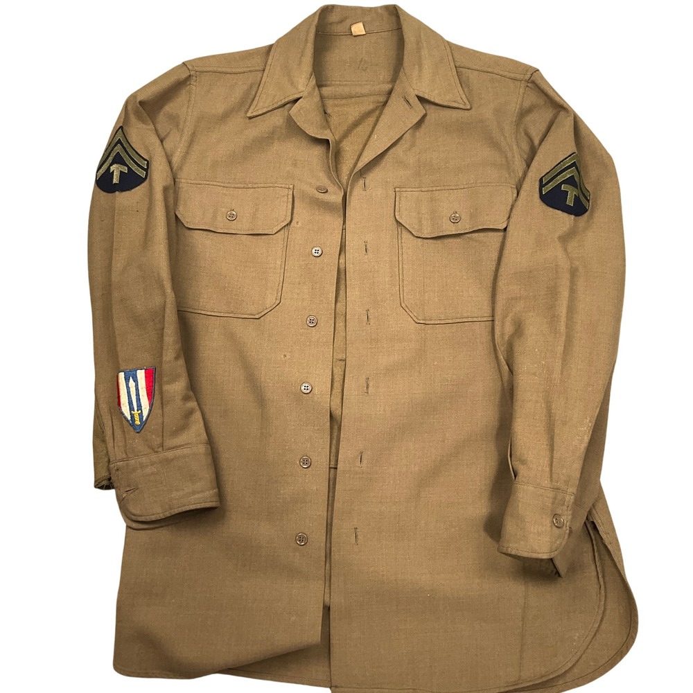 US Military Field Shirt Men 15x33 Khaki WWII Techinician 5th Grade First Service